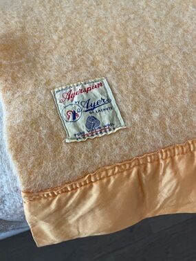Vintage Ayerspun by Ayers of Lachute Canada Pure Wool Golden Large Blanket Throw